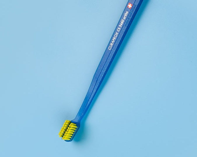 Cepillo de Dientes CURAPROX® Ortho CS 5460 Ultra Suave
